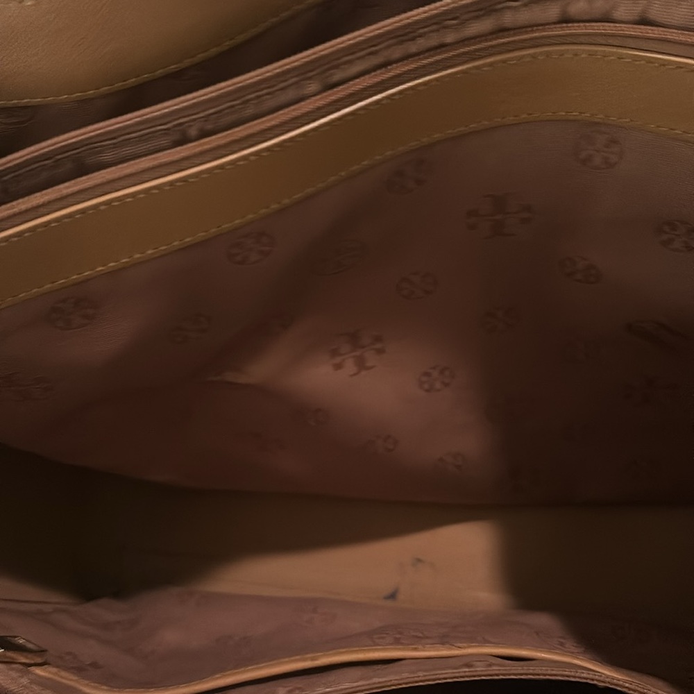 - Tory Burch light brown bag - Picture 4 of 9